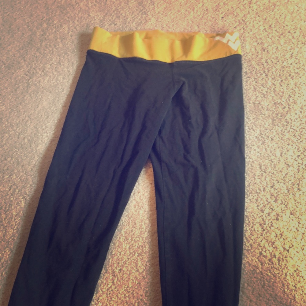 Victoria secret pink leggings Capri